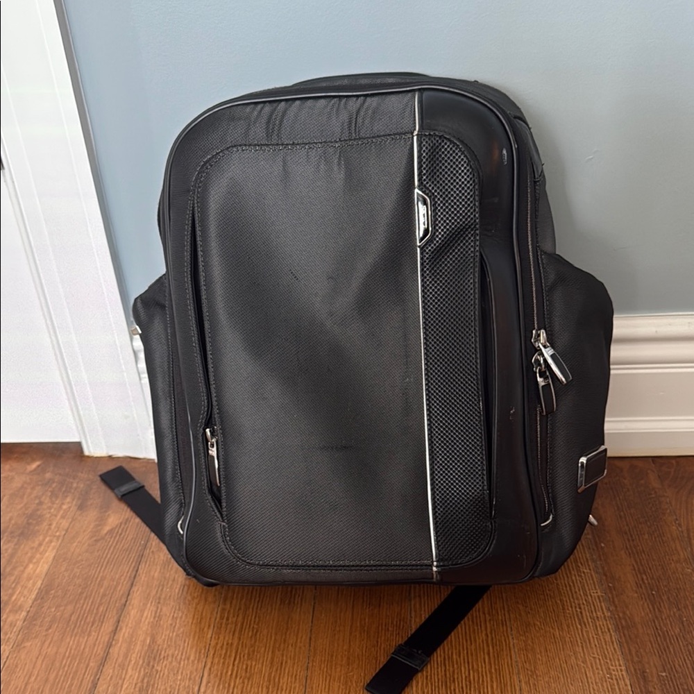 Black Tumi Arrive Larson Backpack